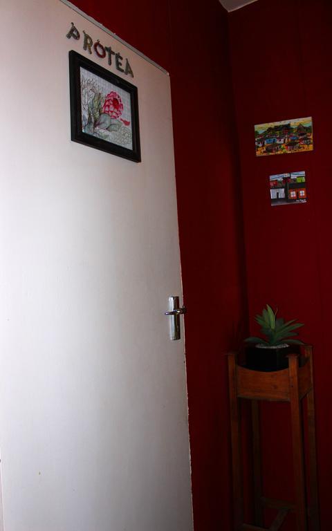 African Heart Backpackers Hostel Kaapstad Kamer foto